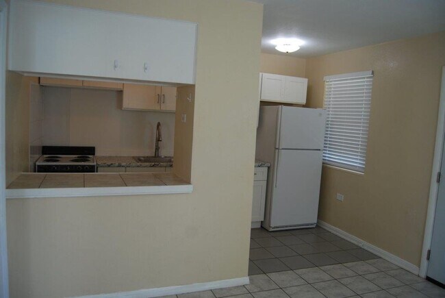 Building Photo - 6402 Gulf Winds Dr