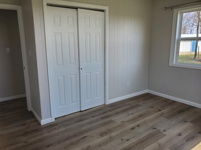 Building Photo - 475 County Rd 525 N