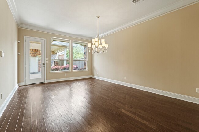 Building Photo - 534 Imperial Blvd