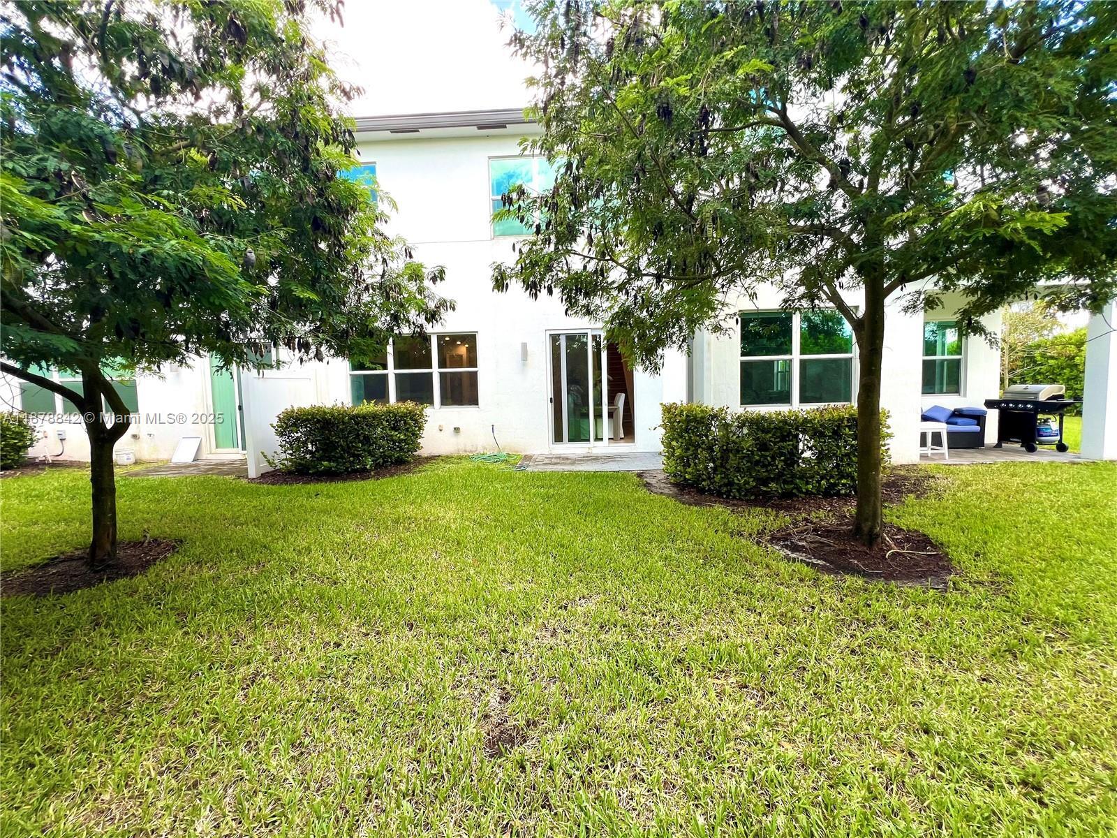 Building Photo - 9045 Zevon Ct