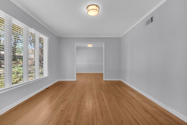 Building Photo - 1130 Wheaton St