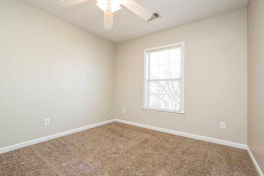 Building Photo - 3038 Donamire Ct NW