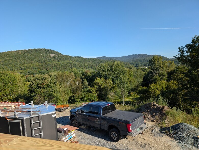 Building Photo - 7287 VT-15