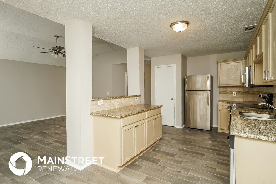 Building Photo - 234 Fordham Dr