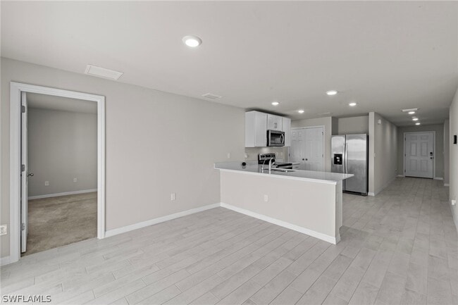 Building Photo - 2911 NW 9th Ave