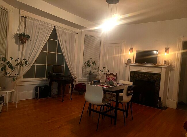 Extra living room space or dining room - 2247 North Summit Avenue
