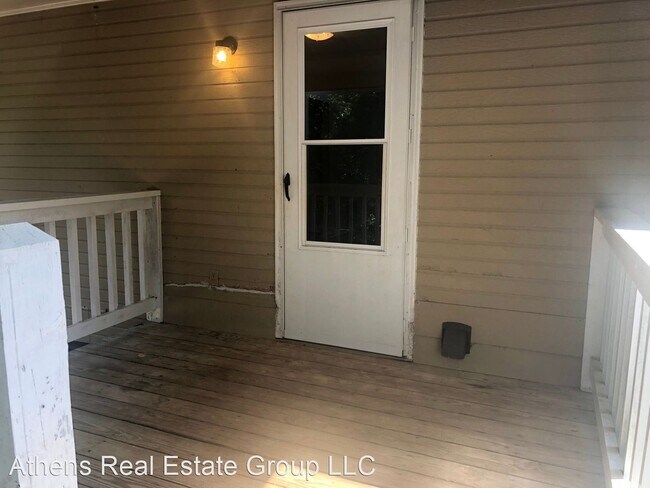 Building Photo - 2 br, 1 bath House - 410 Timothy Road