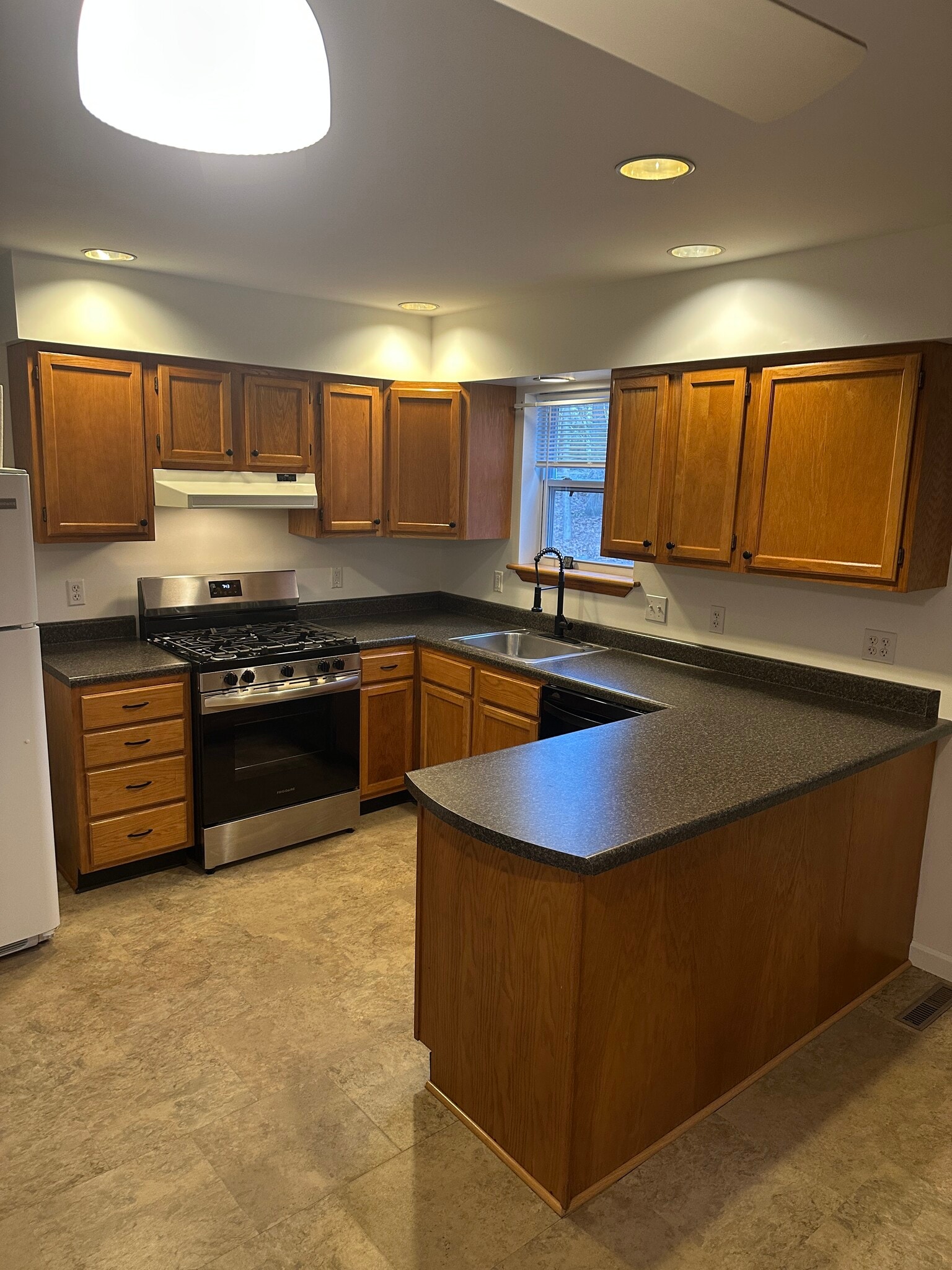 Kitchen - 394 County Route 76