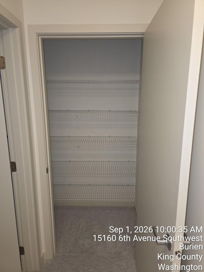 Building Photo - 15100 6th Ave SW