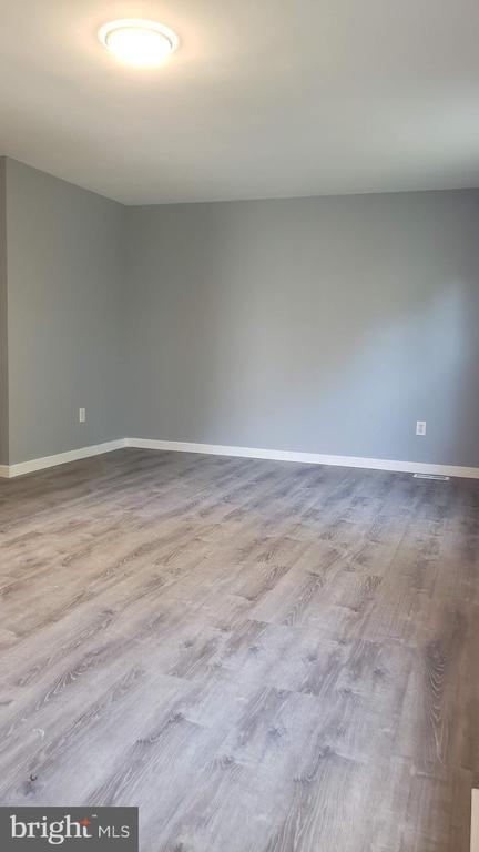 Building Photo - 22 Meadow Rue Ln
