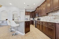 Building Photo - 12290 NW 77th Manor