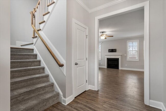 Building Photo - Charming 4 Bed, 3Bath in Clayton, NC