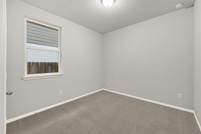 Building Photo - 13401 Emerald Mallard Dr