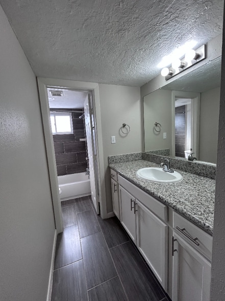 Building Photo - 29502 Raestone St