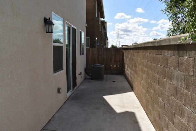 Building Photo - 263 Shafer Ave
