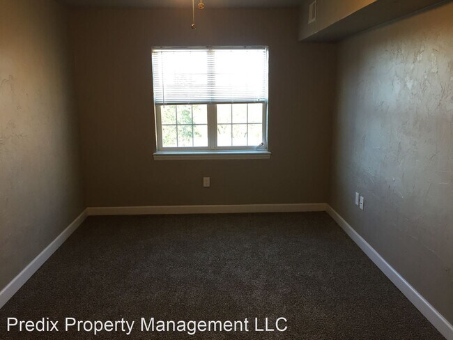 Building Photo - 450 Madison Ave