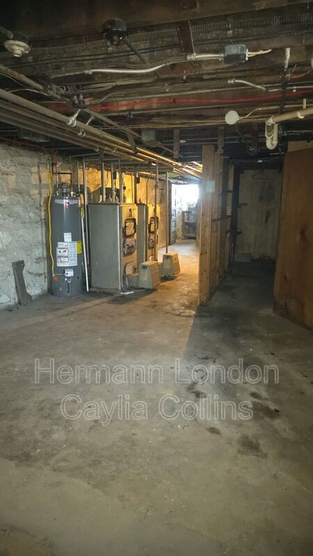 Building Photo - 3406-3408 Keokuk St