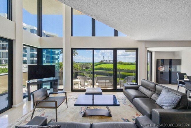 Building Photo - 3120 S Ocean Blvd