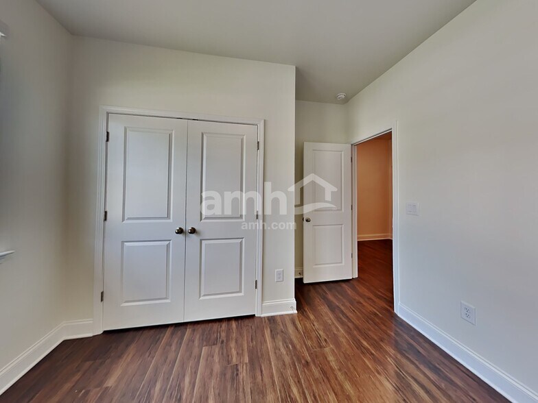 Building Photo - 1401 Alcovy Rd SE