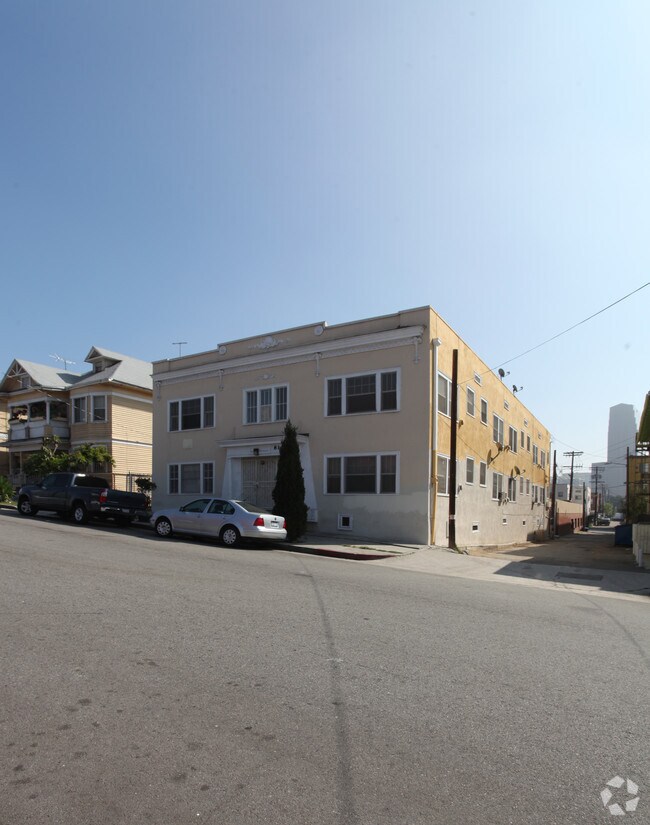 Columbia Apartments 814 Columbia Ave Los Angeles CA 90017 Apartment