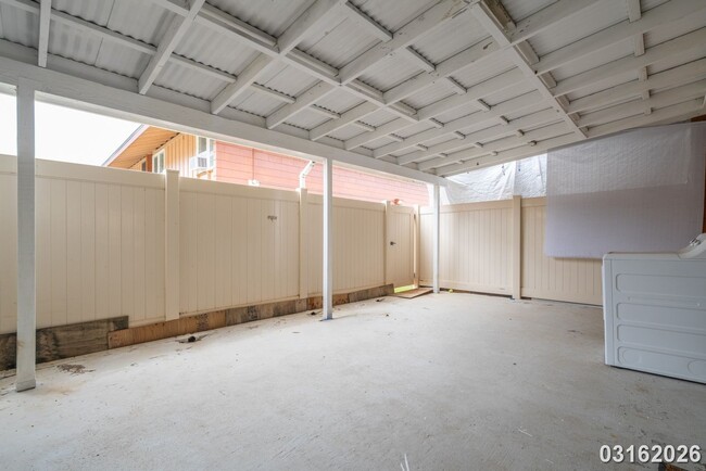 Building Photo - 1158 Hoola Pl