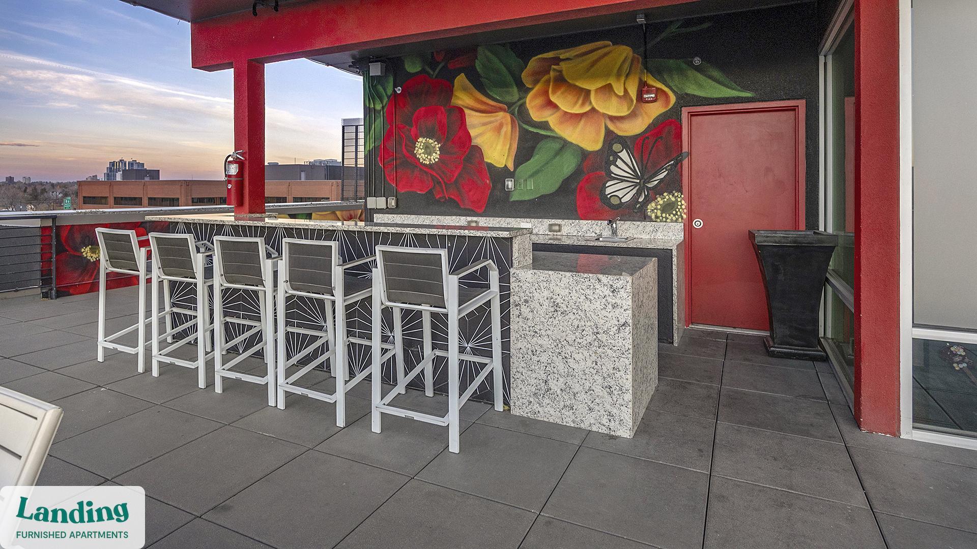 Building Photo - 1000 S Broadway