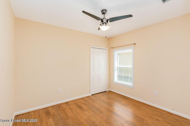 Building Photo - 3843 Radley Dr