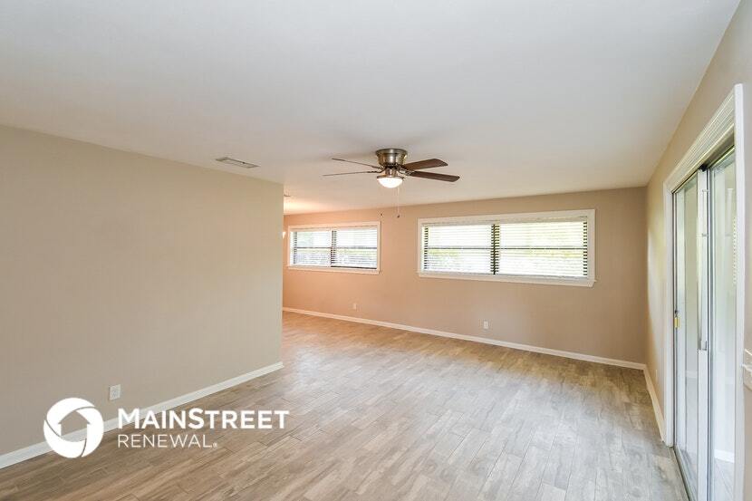 Building Photo - 5011 Bedford Forest Dr