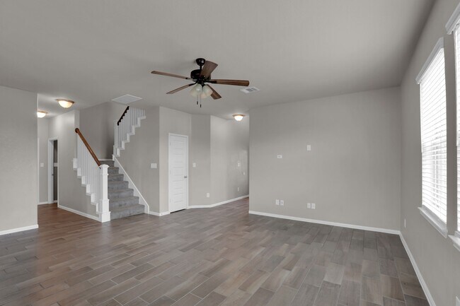 Building Photo - 430 Walnut Branch Dr