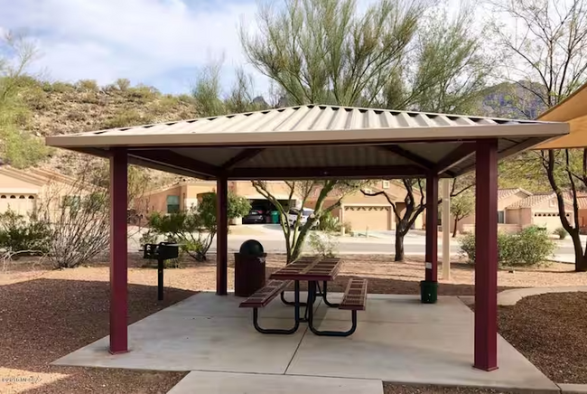 Building Photo - 2227 E Stone Stable Dr
