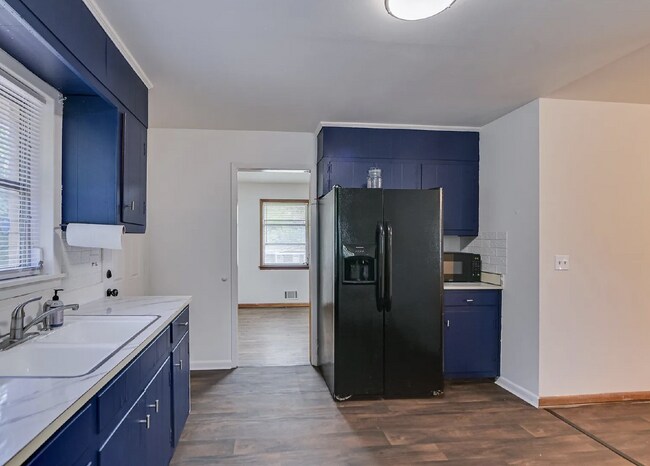 Building Photo - 1114 Terrace Cir