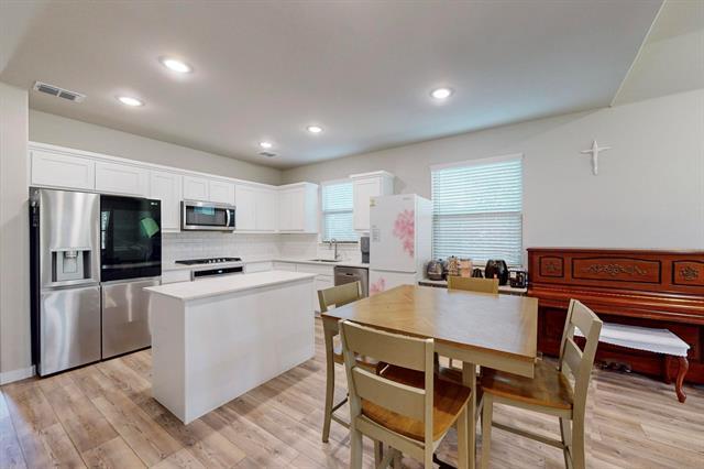 Building Photo - 1103 Enchanted Rock Ln