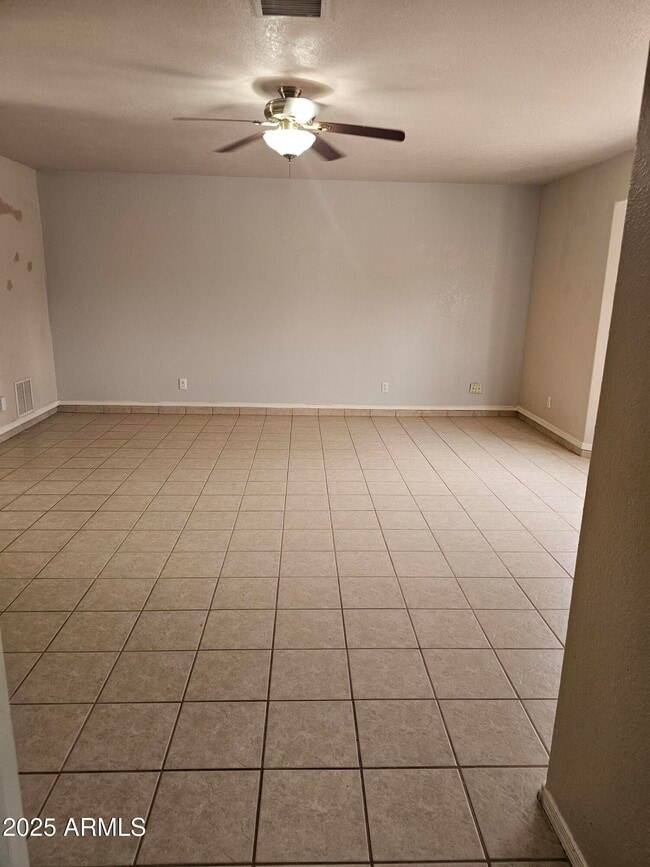 Building Photo - 111 Arrowhead Dr