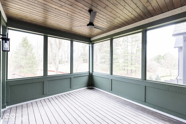 Building Photo - 871 Rosemary Gdns