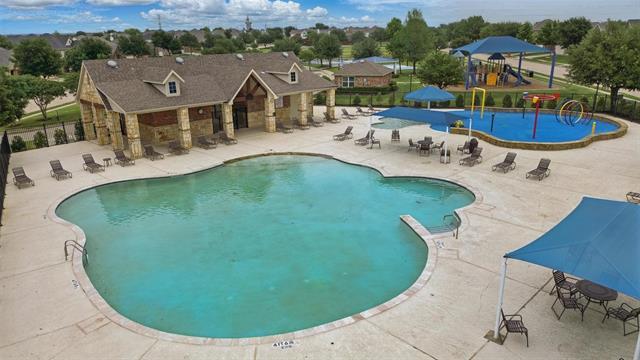 Building Photo - 2392 Ranchview Dr