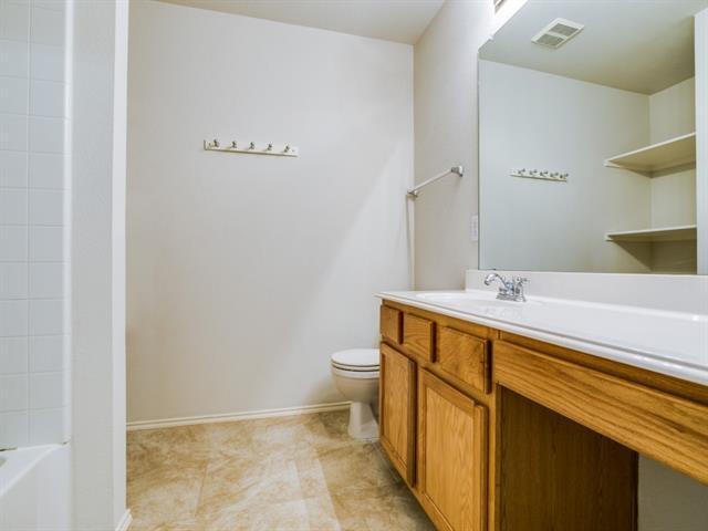 Building Photo - 1223 Mockingbird Dr
