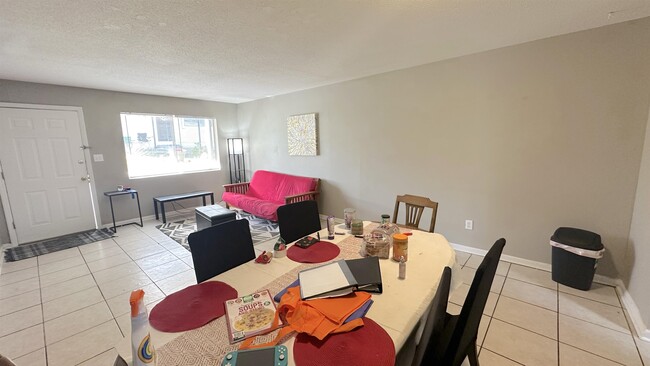 Building Photo - 448 Belmont Rd