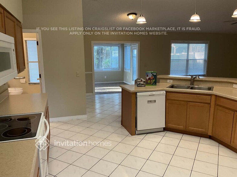 Building Photo - 963 Whisperpine Dr