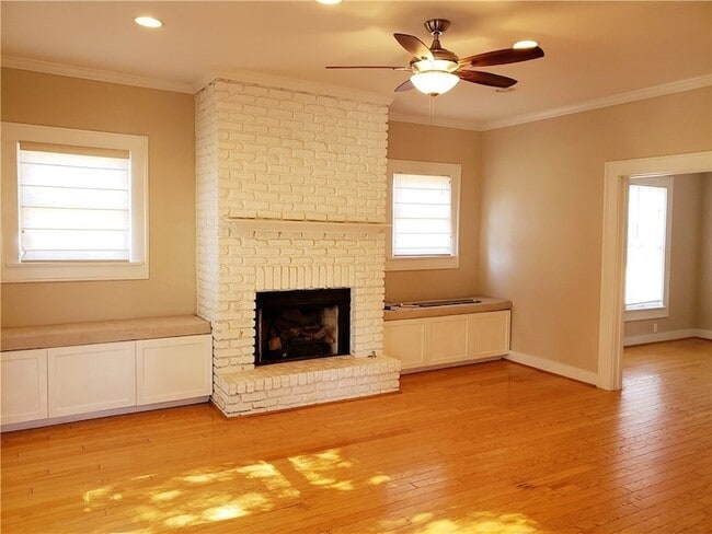 Building Photo - 5459 Miller Ave