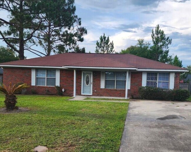 Building Photo - 1302 Loblolly Dr
