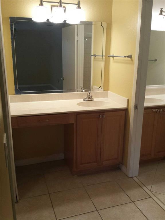 Building Photo - 612 Montego Bay Ct