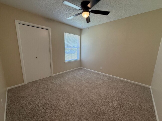 Building Photo - 4-Bedroom House for Rent in Killeen