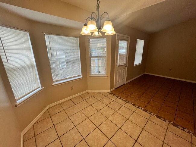 Building Photo - 41 3rd Ave