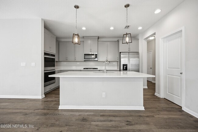 Building Photo - 321 Beale Ave