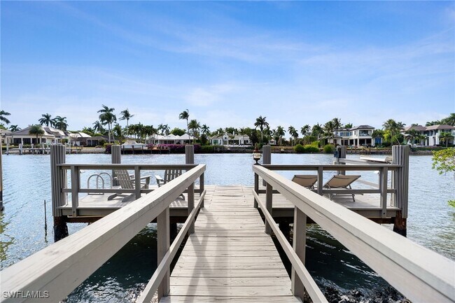 Building Photo - 1060 Galleon Dr