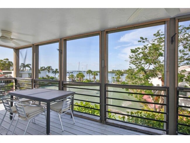 Building Photo - 3440 Gulf of Mexico Dr