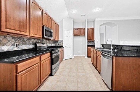 Building Photo - 14610 Southern Magnolia Cir