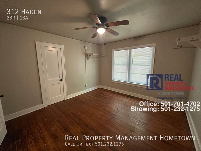Building Photo - 312 Hagen-