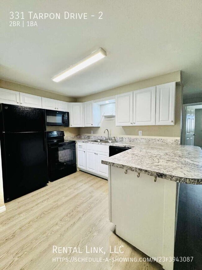 Building Photo - 331 Tarpon Dr