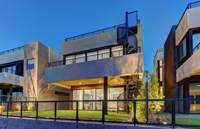 Building Photo - 22 Promenade Isle Ln